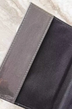 Naughty Or Nice Card Holder -WaveLuxe Store 80109 brn 5