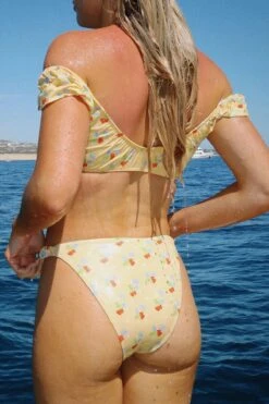 Belle Side Scrunch Bikini Bottom -WaveLuxe Store BELLE BOTTOM DELILAH2