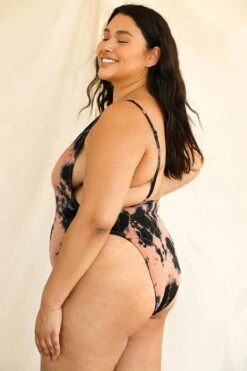 Euphoria One-Piece -WaveLuxe Store D1780JMNSC MITD 5