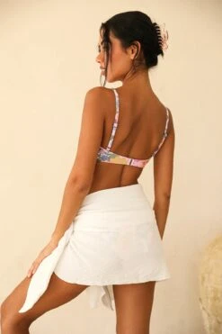 Nomad Sarong -WaveLuxe Store D5063JDCOD WHT Nomad Sarong White 3