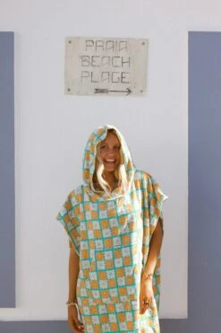 Surf Sleeveless Oversized Poncho -WaveLuxe Store SURF PONCHO 3