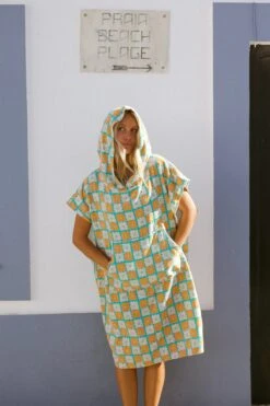 Surf Sleeveless Oversized Poncho -WaveLuxe Store SURF PONCHO 4