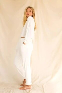 Staying In Pants -WaveLuxe Store d8036jwcod ivry 3